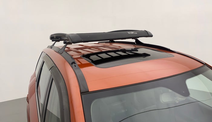 2015 Mahindra XUV500 W10, Diesel, Manual, 57,926 km, Roof