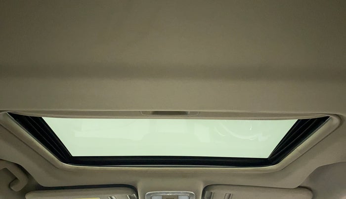 2015 Mahindra XUV500 W10, Diesel, Manual, 57,926 km, Moonroof/ Sunroof