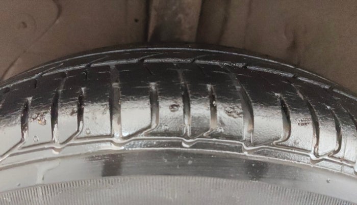 2017 Hyundai Elite i20 SPORTZ 1.2, Petrol, Manual, 47,328 km, Right Rear Tyre Tread