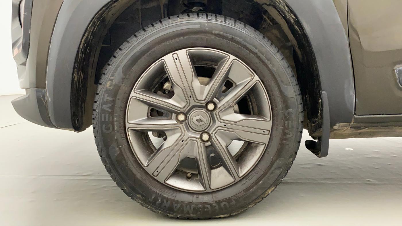 2021 Renault Kwid CLIMBER 1.0 (O), Petrol, Manual, 24,136 km, Left Front Wheel