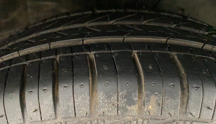 2013 Hyundai i20 ERA 1.2, Petrol, Manual, 26,227 km, Right Front Tyre Tread