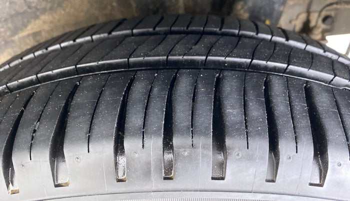 2013 Hyundai Grand i10 SPORTZ 1.2 KAPPA VTVT, Petrol, Manual, 60,634 km, Left Rear Tyre Tread