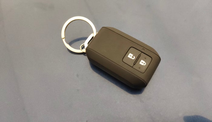 2020 Maruti IGNIS ALPHA 1.2, Petrol, Manual, 65,102 km, Key Close Up