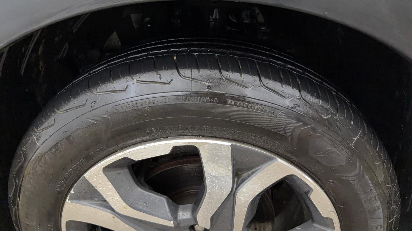 2017 Honda WR-V 1.2L I-VTEC VX MT, Petrol, Manual, 60,215 km, Left Front Tyre Tread