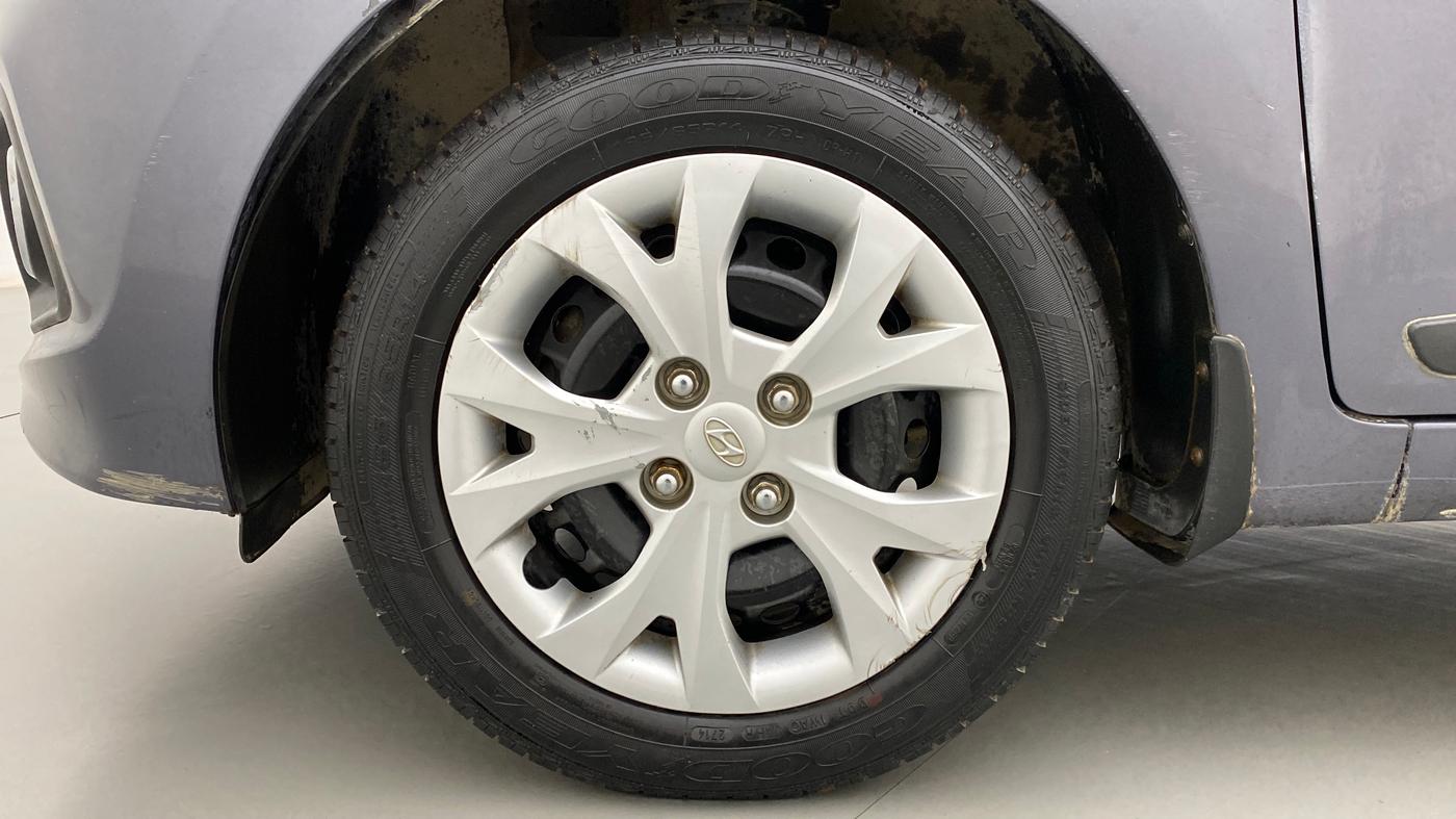 2014 Hyundai Grand i10 SPORTZ 1.2 KAPPA VTVT, Petrol, Manual, 38,007 km, Left Front Wheel