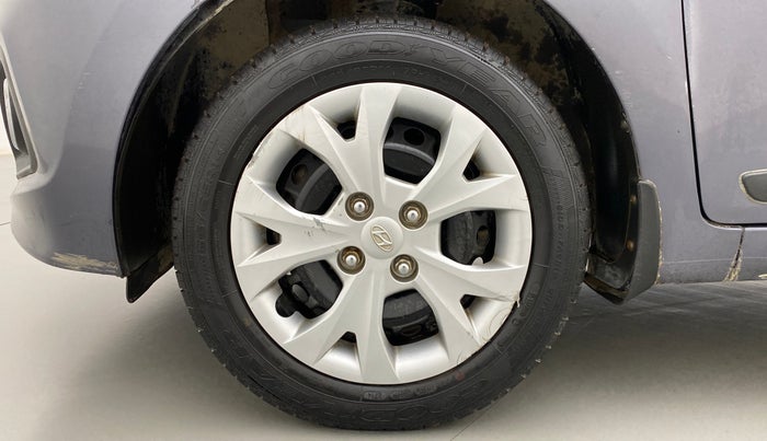2014 Hyundai Grand i10 SPORTZ 1.2 KAPPA VTVT, Petrol, Manual, 38,007 km, Left Front Wheel