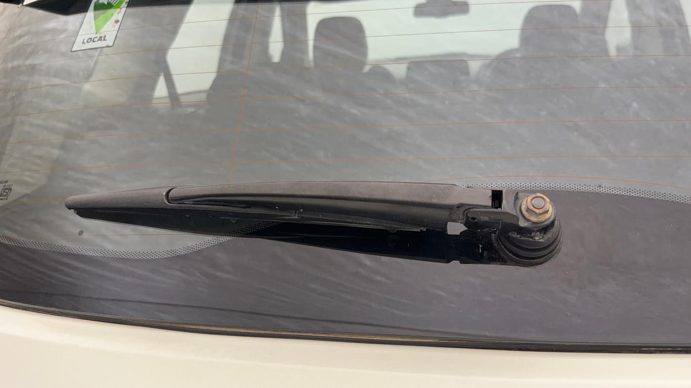 2021 Tata Harrier XZA PLUS 2.0L, Diesel, Automatic, 72,986 km, Rear Wiper