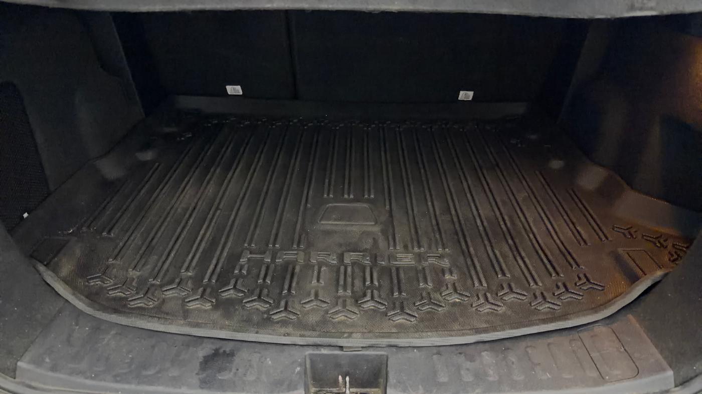 2021 Tata Harrier XZA PLUS 2.0L, Diesel, Automatic, 72,986 km, Boot Inside