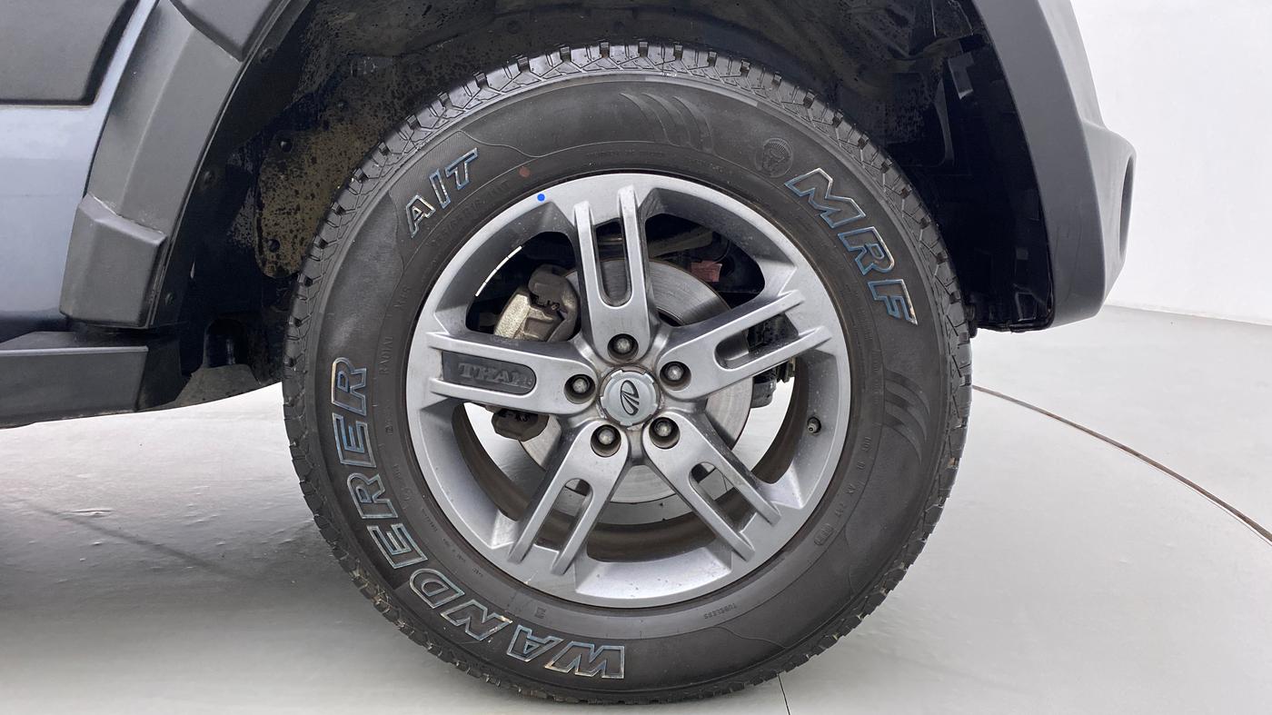 2021 Mahindra Thar LX PETROL HT 4WD AT, Petrol, Automatic, 11,287 km, Right Front Wheel