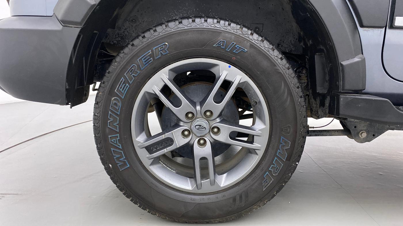 2021 Mahindra Thar LX PETROL HT 4WD AT, Petrol, Automatic, 11,287 km, Right Rear Wheel