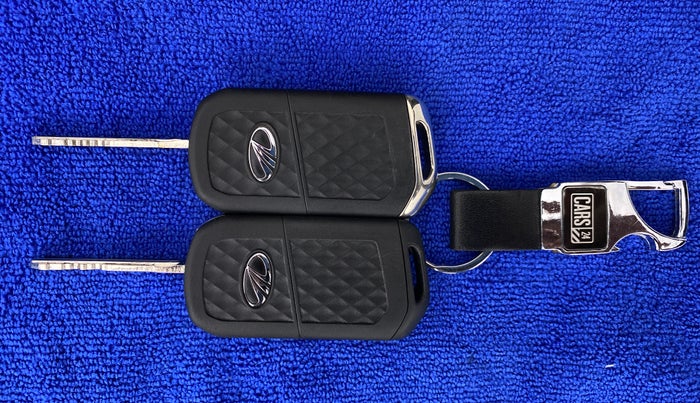 2021 Mahindra Thar LX PETROL HT 4WD AT, Petrol, Automatic, 11,287 km, Key Close Up