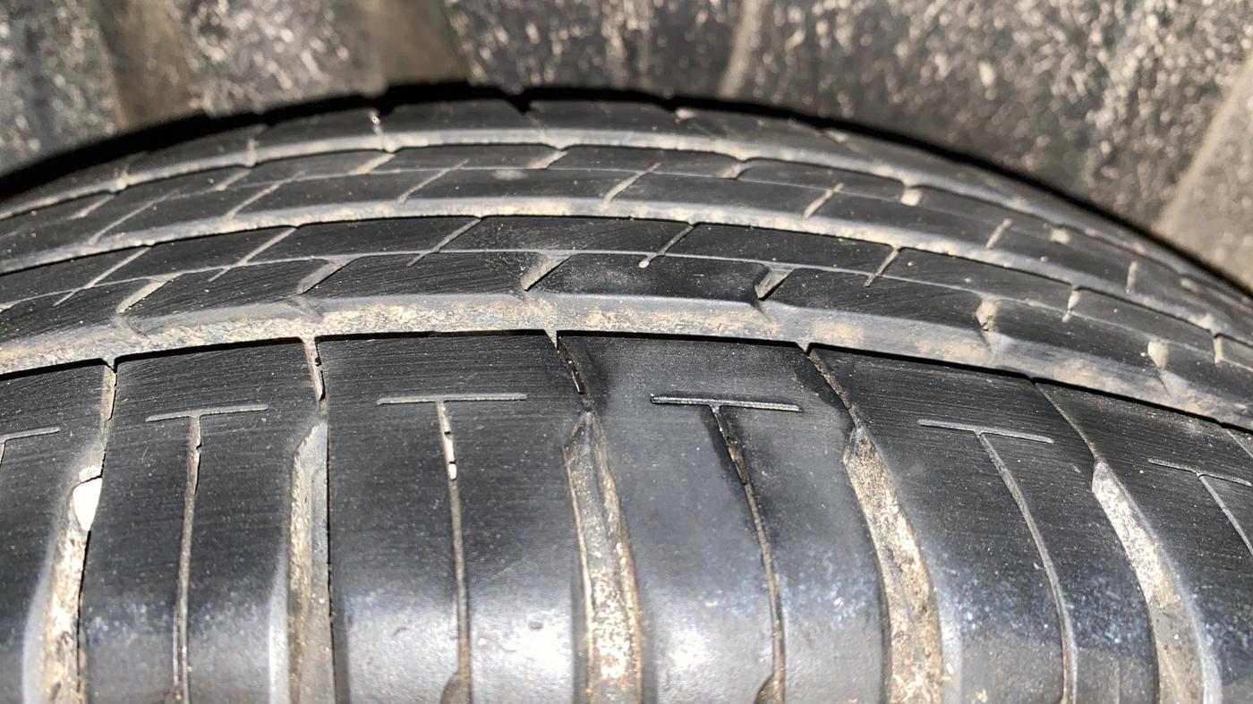 2023 Maruti Ertiga VXI SHVS, Petrol, Manual, 9,087 km, Right Rear Tyre Tread
