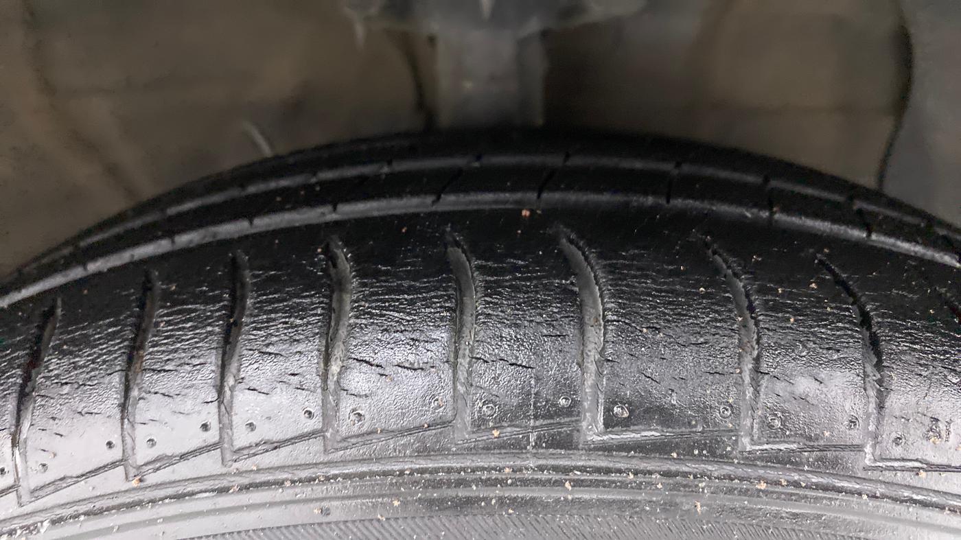 2019 Hyundai NEW SANTRO SPORTZ AMT, Petrol, Automatic, 25,159 km, Right Front Tyre Tread