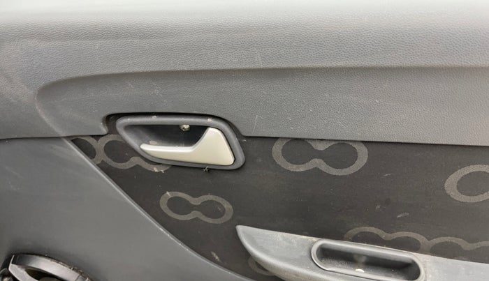 2016 Maruti Alto 800 LXI, Petrol, Manual, 41,055 km, Driver Side Door Panels Control