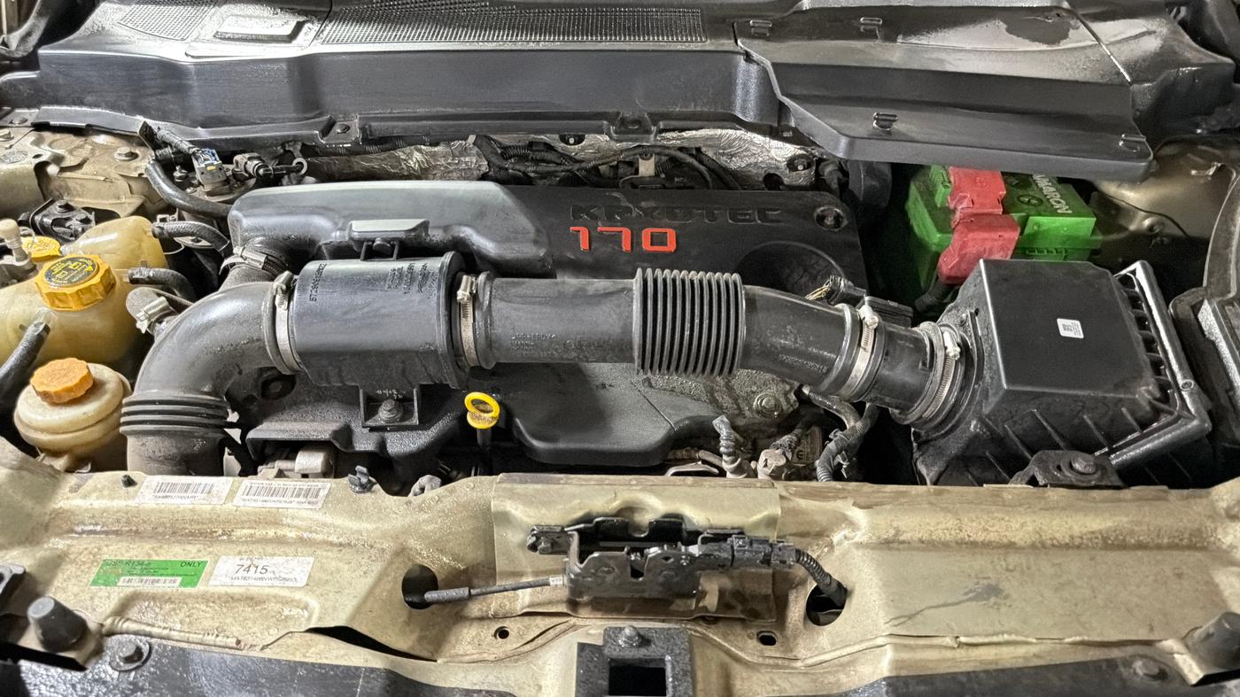 2022 Tata Safari XZA PLUS KAZIRANGA, Diesel, Automatic, 56,987 km, Engine View