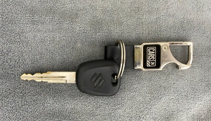 2019 Maruti Alto K10 VXI, CNG, Manual, 54,233 km, Key Close Up