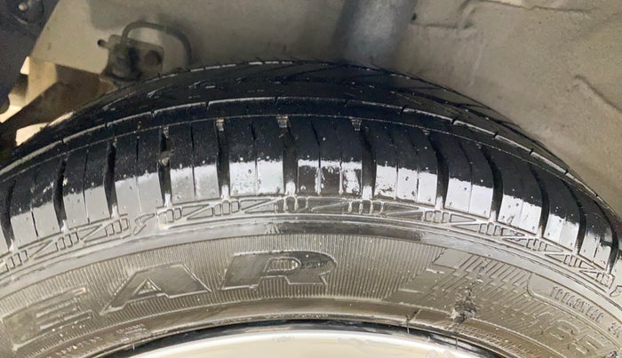 2017 Hyundai Grand i10 MAGNA 1.2 KAPPA VTVT, Petrol, Manual, 11,159 km, Right Rear Tyre Tread