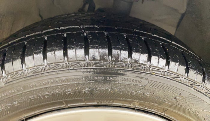 2017 Hyundai Grand i10 MAGNA 1.2 KAPPA VTVT, Petrol, Manual, 11,159 km, Right Front Tyre Tread