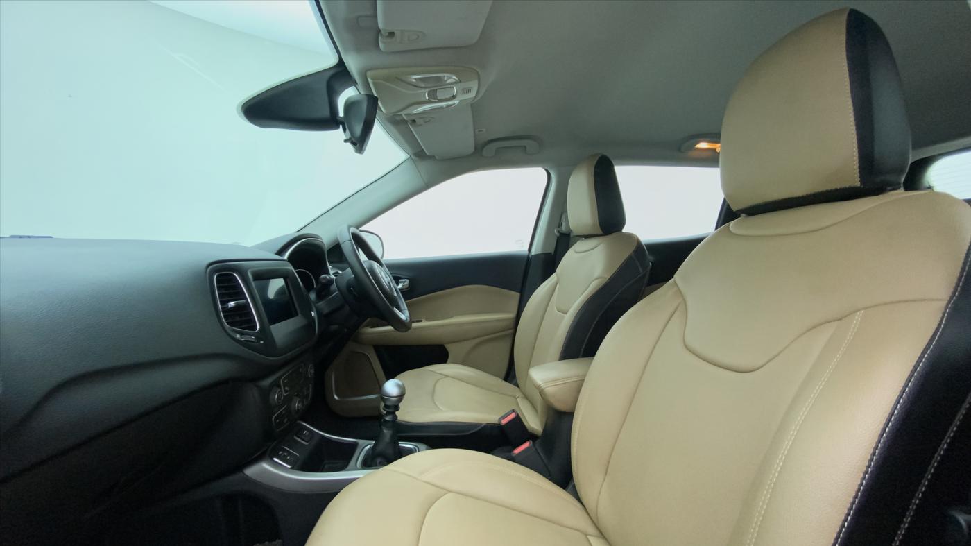 2018 Jeep Compass 2.0 LONGITUDE (O), Diesel, Manual, 62,801 km, Right Side Front Door Cabin