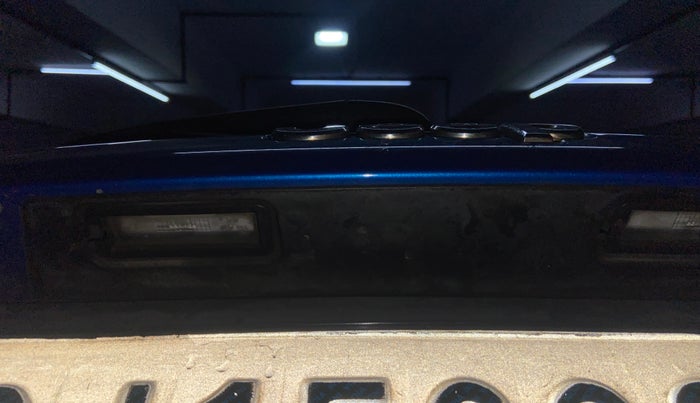 2017 Jeep Compass LONGITUDE (O) 2.0 DIESEL, Diesel, Manual, 1,20,527 km, Parking Camera