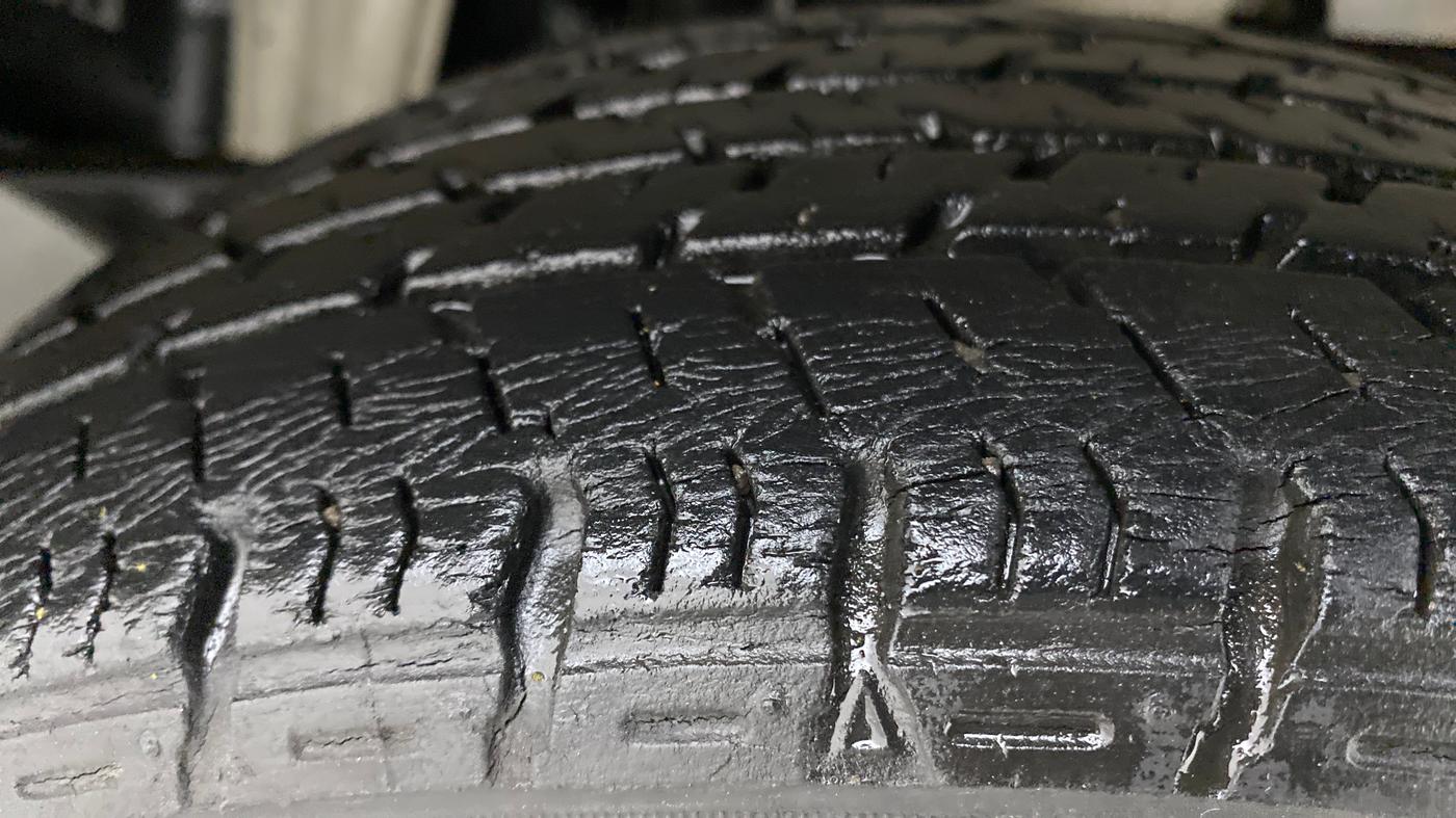 2012 Maruti Alto K10 VXI P, Petrol, Manual, 15,740 km, Left Rear Tyre Tread