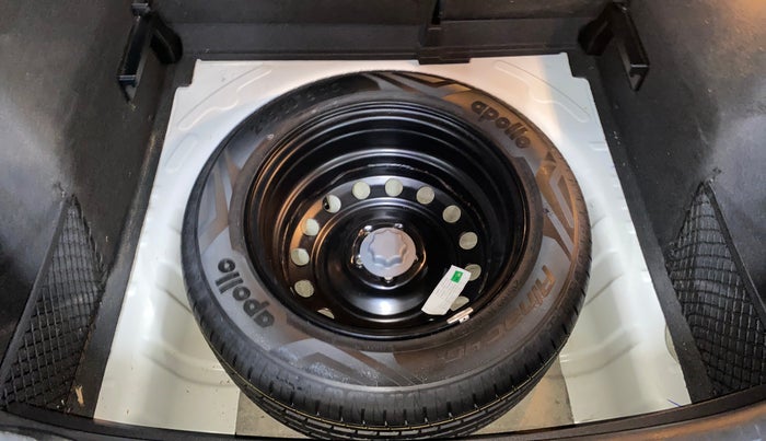 2022 MG ASTOR SHARP EX 1.5 MT, Petrol, Manual, 25,227 km, Spare Tyre