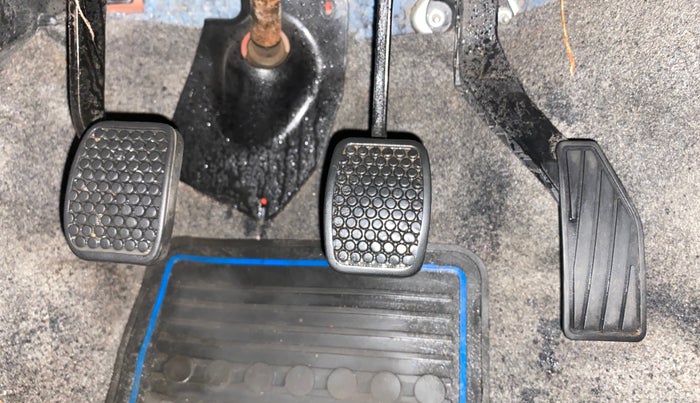 2018 Maruti Alto 800 VXI, Petrol, Manual, 54,393 km, Pedals