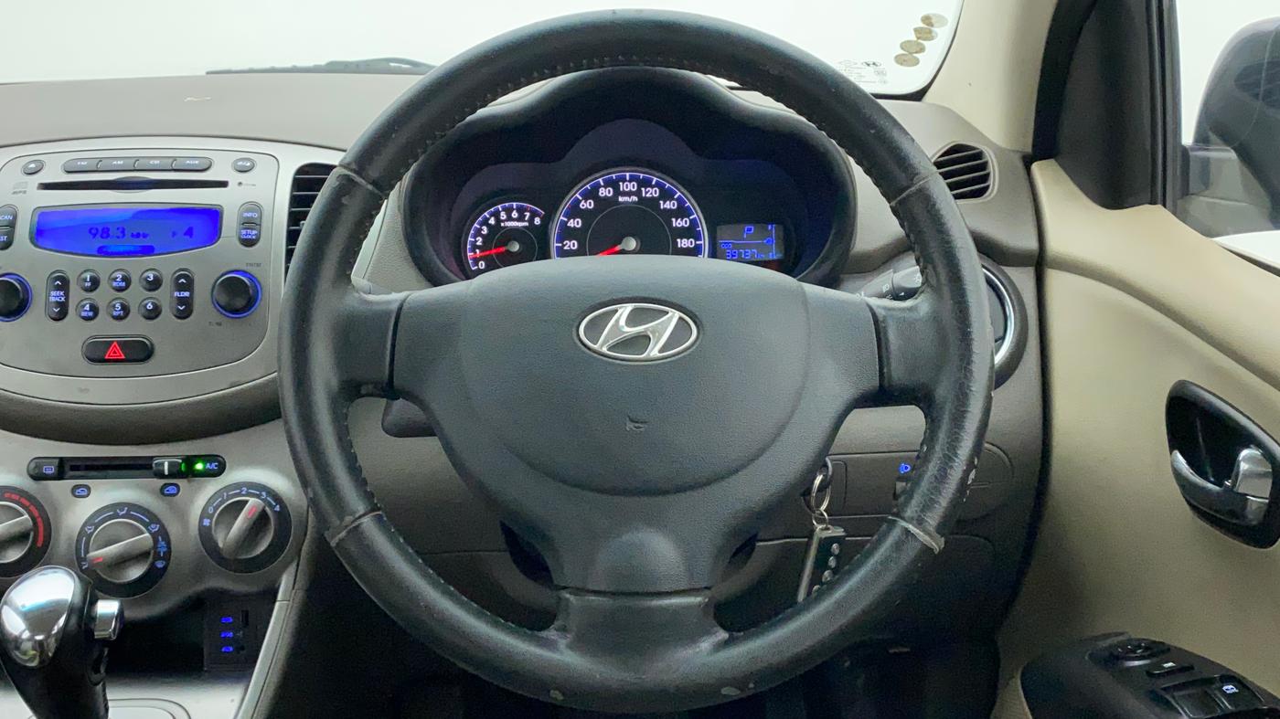 2012 Hyundai i10 SPORTZ 1.2 AT, Petrol, Automatic, 39,736 km, Steering Wheel Close Up