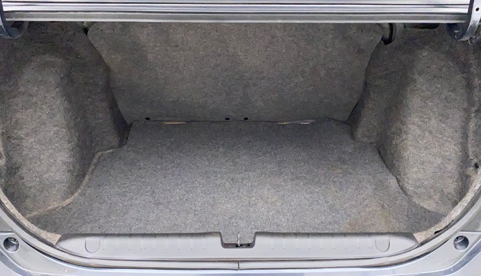 2022 Honda Amaze 1.2L I-VTEC VX CVT, Petrol, Automatic, 33,866 km, Boot Inside
