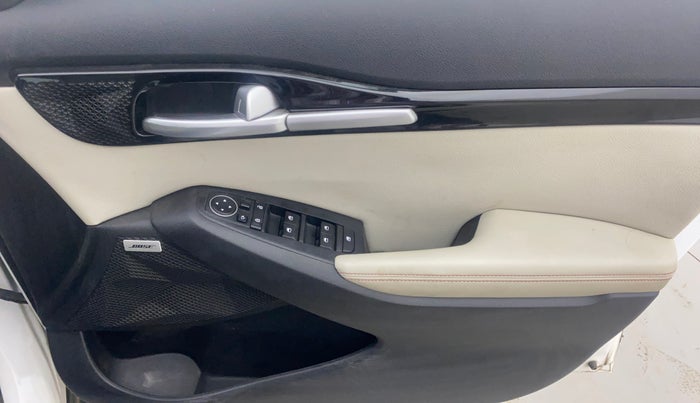 2020 KIA SELTOS GTX PLUS DCT 1.4 PETROL, Petrol, Automatic, 65,020 km, Driver Side Door Panels Control