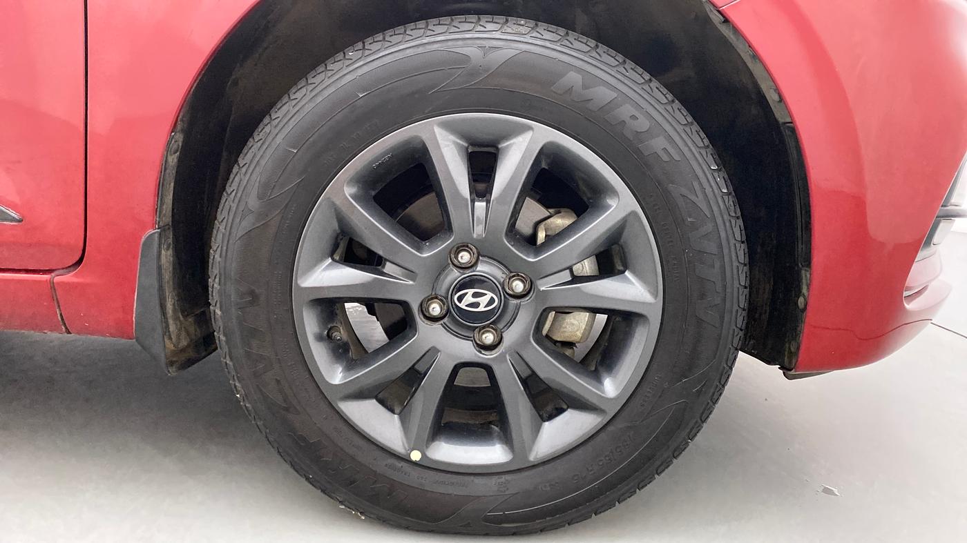 2019 Hyundai Elite i20 1.2 SPORTS PLUS VTVT, CNG, Manual, 13,839 km, Right Front Wheel