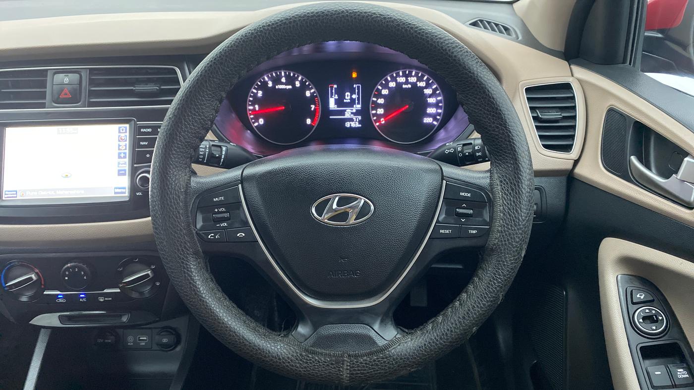 2019 Hyundai Elite i20 1.2 SPORTS PLUS VTVT, CNG, Manual, 13,839 km, Steering Wheel Close Up