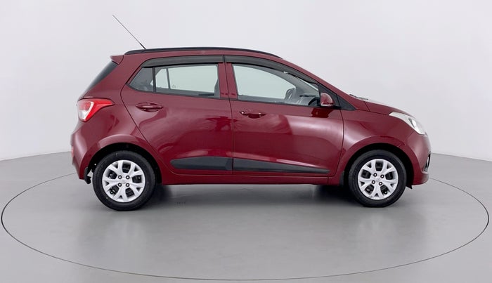 2016 Hyundai Grand i10 SPORTZ 1.2 KAPPA VTVT, Petrol, Manual, 56,397 km, Right Side View