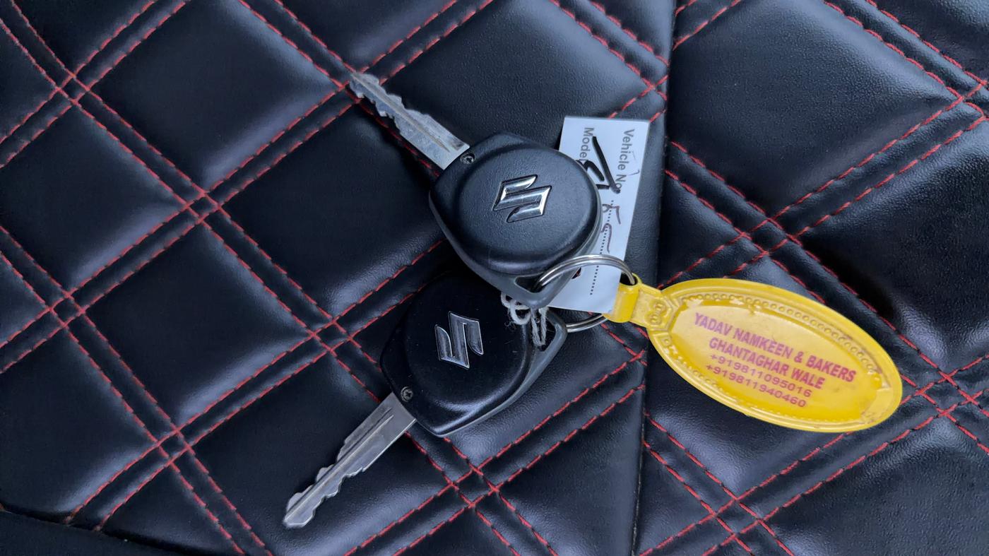 2025 Maruti IGNIS DELTA 1.2 AMT, Petrol, Automatic, 3,020 km, Key Close Up