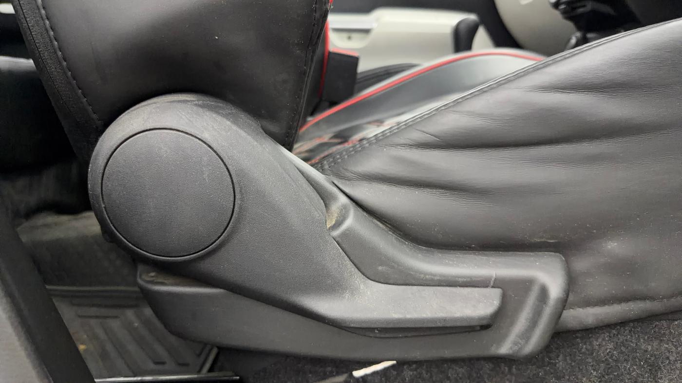 2025 Maruti IGNIS DELTA 1.2 AMT, Petrol, Automatic, 3,020 km, Driver Side Adjustment Panel