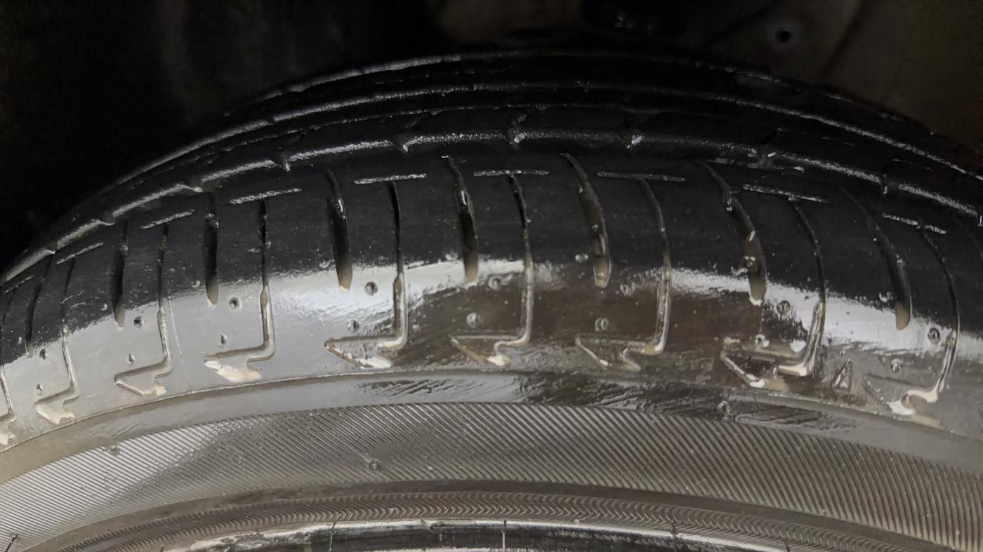2025 Maruti IGNIS DELTA 1.2 AMT, Petrol, Automatic, 3,020 km, Left Front Tyre Tread