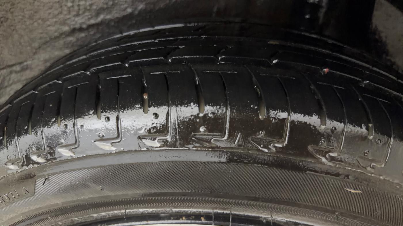 2025 Maruti IGNIS DELTA 1.2 AMT, Petrol, Automatic, 3,020 km, Left Rear Tyre Tread