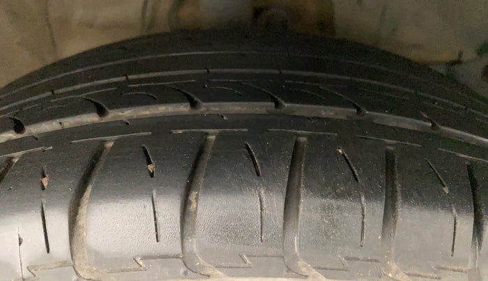 2015 Honda Jazz 1.5L I-DTEC VX, Diesel, Manual, 92,656 km, Right Front Tyre Tread