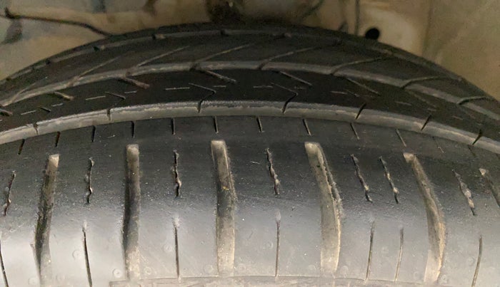 2015 Honda Jazz 1.5L I-DTEC VX, Diesel, Manual, 92,656 km, Left Front Tyre Tread