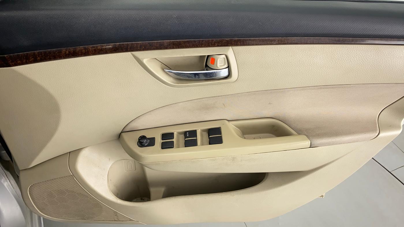 2013 Maruti Swift Dzire VXI, Petrol, Manual, 57,473 km, Driver Side Door Panels Control