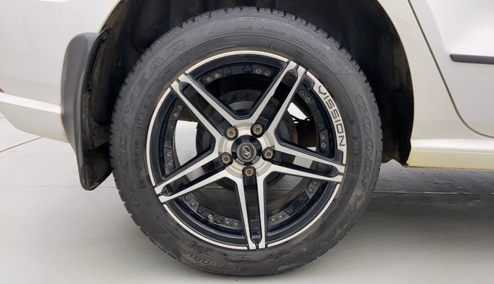 2018 Volkswagen Ameo COMFORTLINE 1.0, Petrol, Manual, 14,851 km, Right Rear Wheel