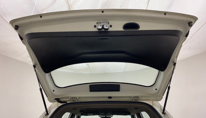 2017 Hyundai Creta E PLUS 1.6 PETROL, Petrol, Manual, 81,347 km, Boot Door Open
