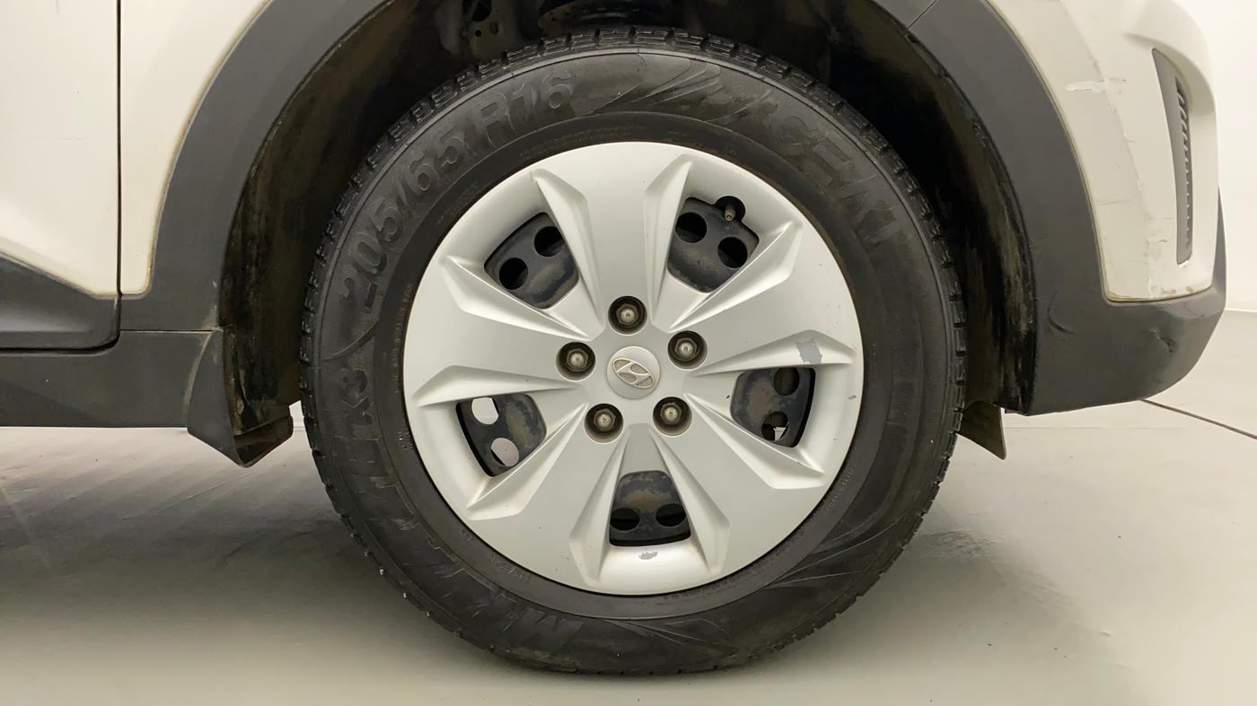 2017 Hyundai Creta E PLUS 1.6 PETROL, Petrol, Manual, 81,347 km, Right Front Wheel