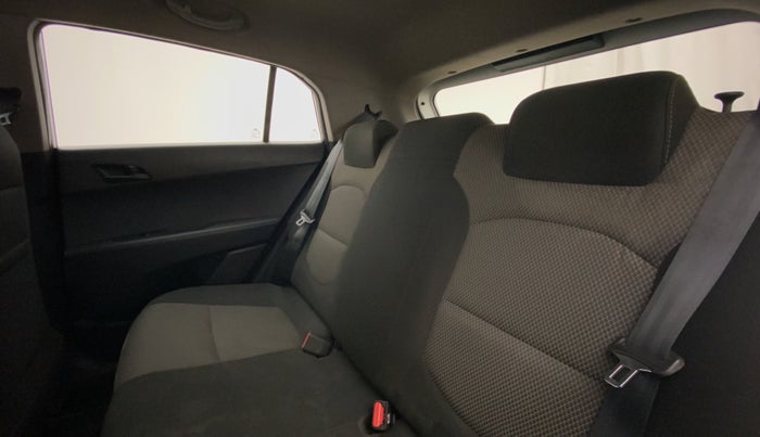 2017 Hyundai Creta E PLUS 1.6 PETROL, Petrol, Manual, 81,347 km, Right Side Rear Door Cabin