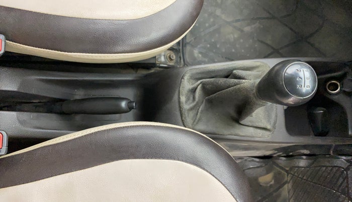 2015 Hyundai Eon ERA +, Petrol, Manual, 47,191 km, Gear Lever