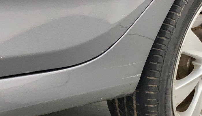 2013 Hyundai Verna FLUIDIC 1.6 VTVT SX, Petrol, Manual, 61,812 km, Left running board - Minor scratches