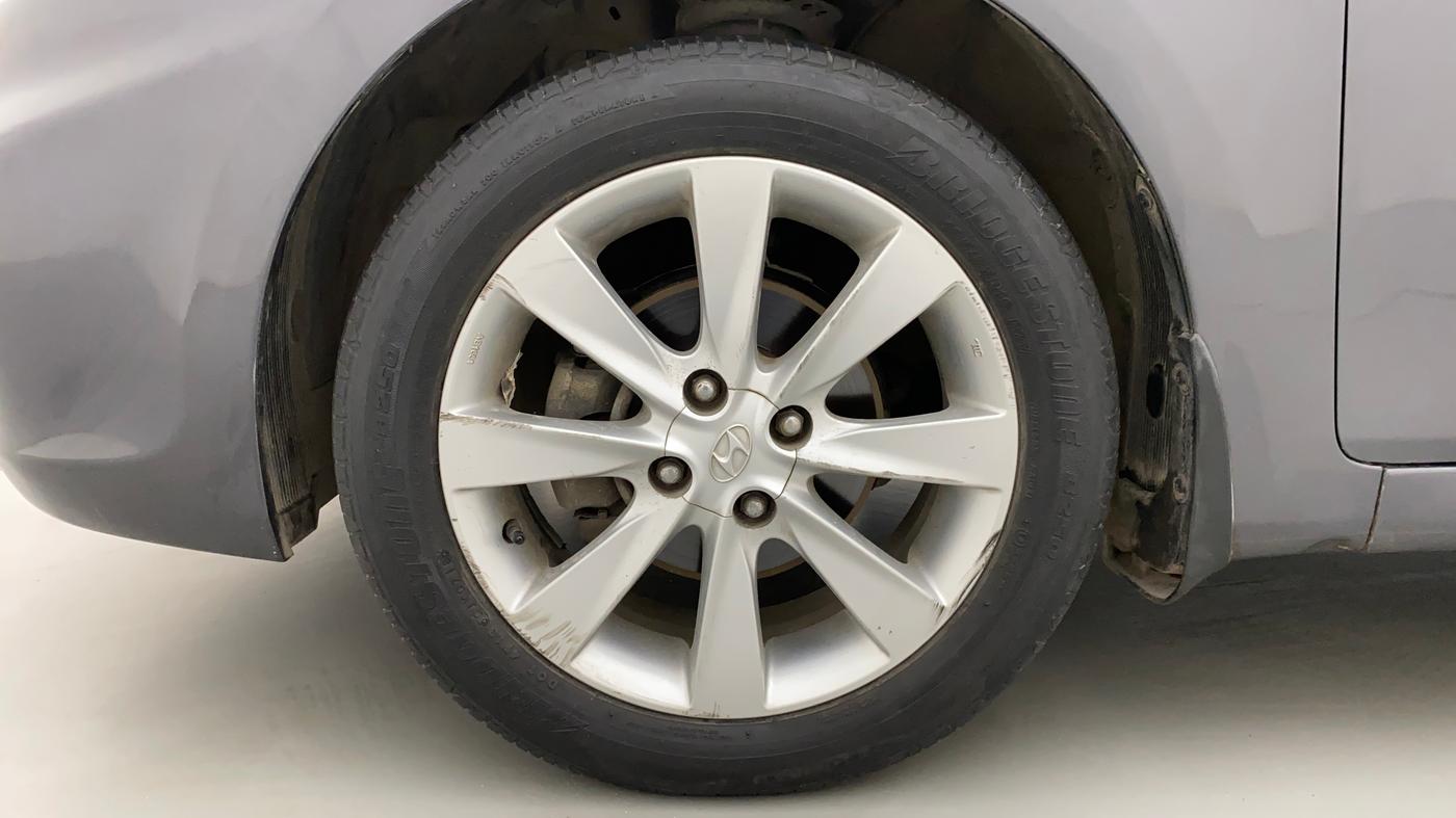 2013 Hyundai Verna FLUIDIC 1.6 VTVT SX, Petrol, Manual, 61,812 km, Left Front Wheel