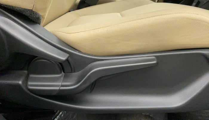 2018 Honda Amaze 1.2 V CVT I VTEC, Petrol, Automatic, 17,187 km, Driver Side Adjustment Panel