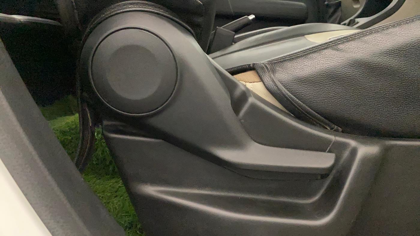 2021 Maruti New Wagon-R VXI 1.0, Petrol, Manual, 35,262 km, Driver Side Adjustment Panel
