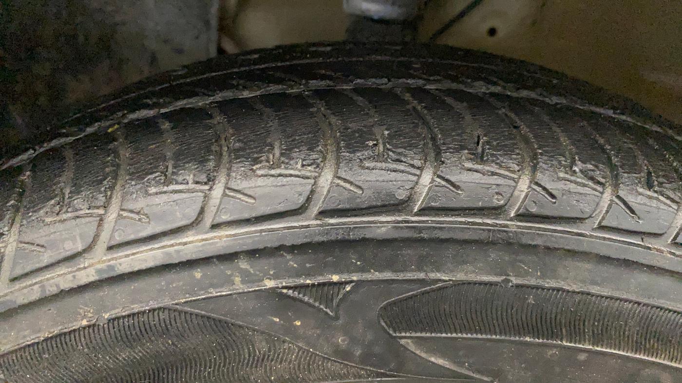 2021 Maruti New Wagon-R VXI 1.0, Petrol, Manual, 35,262 km, Left Front Tyre Tread